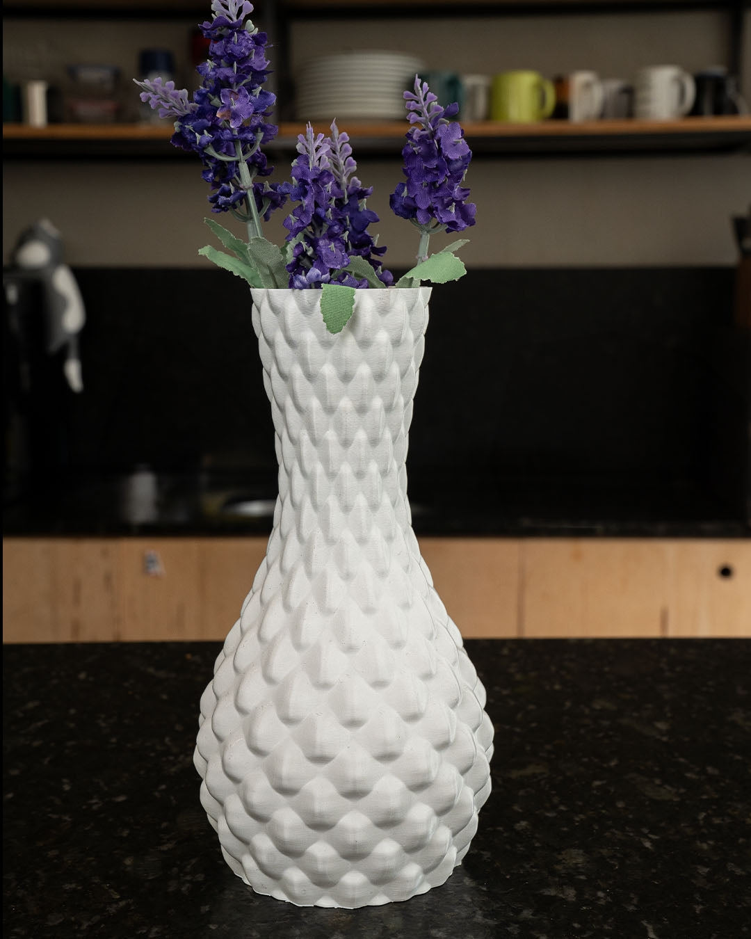 Bella Fiore Strukturierte Vase – Elegante europäische Dekoration für anspruchsvolle Räume