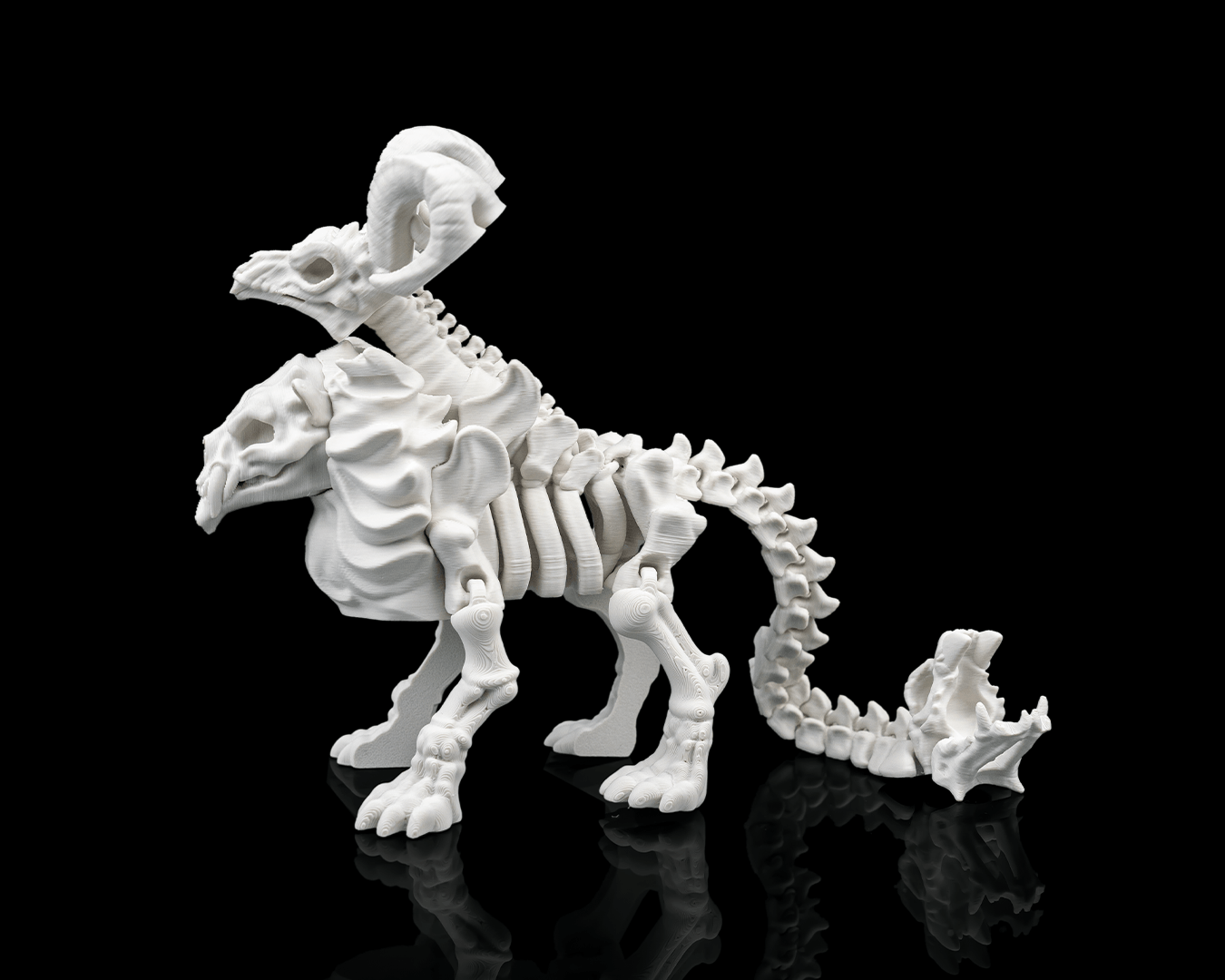 Articulated Chimera Skeleton Figurine - 3D Printed Mythical Creature Bone Model - Gothic Home Decor, Fantasy Monster Fidget Toy, Unique Macabre Gift for RPG Fans