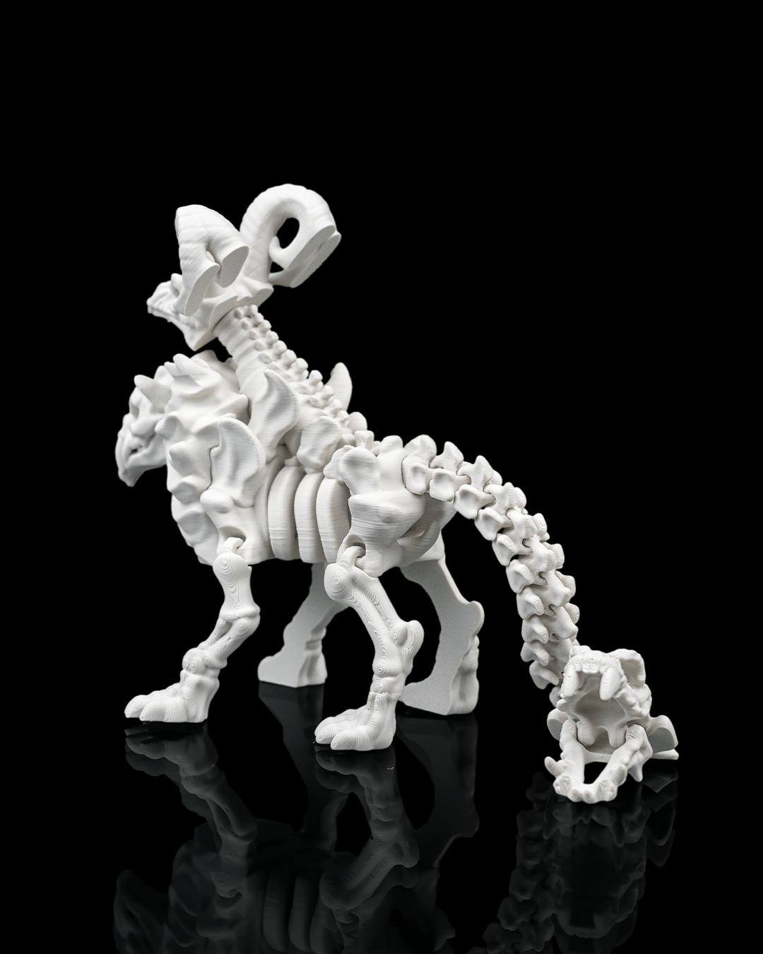 Articulated Chimera Skeleton Figurine - 3D Printed Mythical Creature Bone Model - Gothic Home Decor, Fantasy Monster Fidget Toy, Unique Macabre Gift for RPG Fans