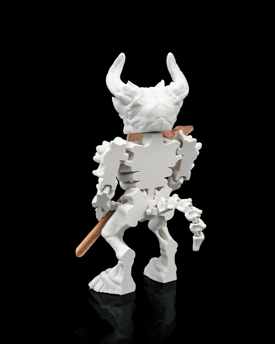 Articulated Minotaur Skeleton with Battle Axe - 3D Printed Mythical Warrior Figure - Gothic Home Decor, Fantasy Monster Fidget Toy, Unique Macabre Gift for D&D Fans